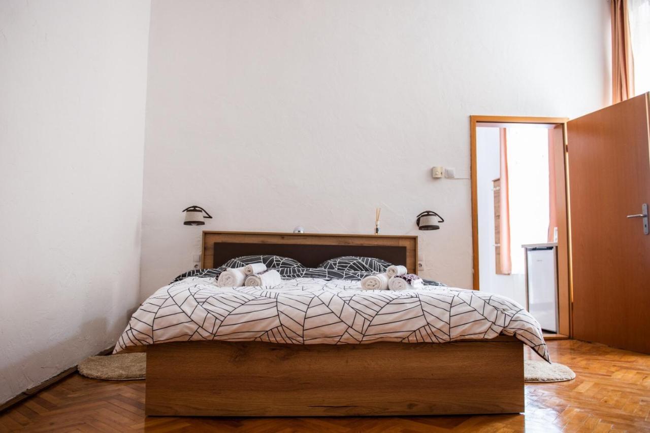 Troll'S House Apartment ซีบิว ภายนอก รูปภาพ