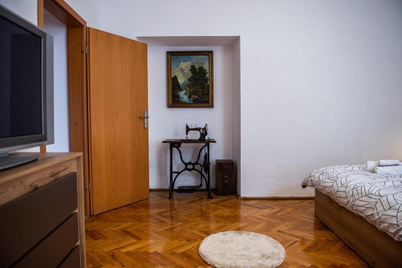 Troll'S House Apartment ซีบิว ภายนอก รูปภาพ