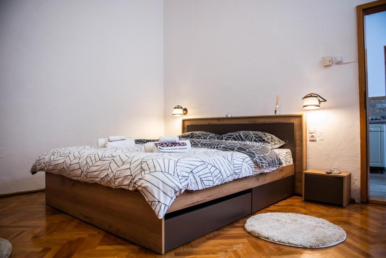 Troll'S House Apartment ซีบิว ภายนอก รูปภาพ
