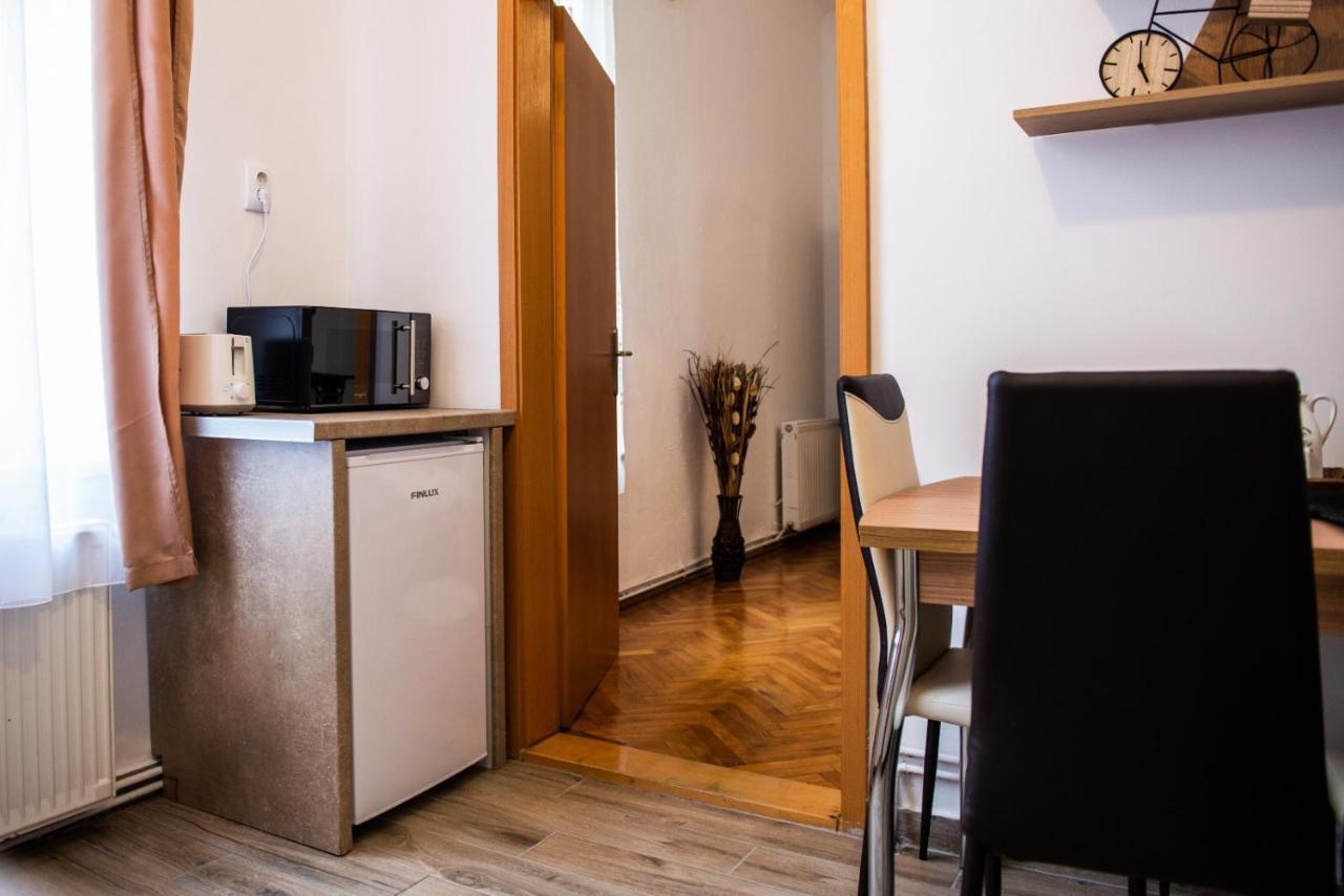 Troll'S House Apartment ซีบิว ภายนอก รูปภาพ